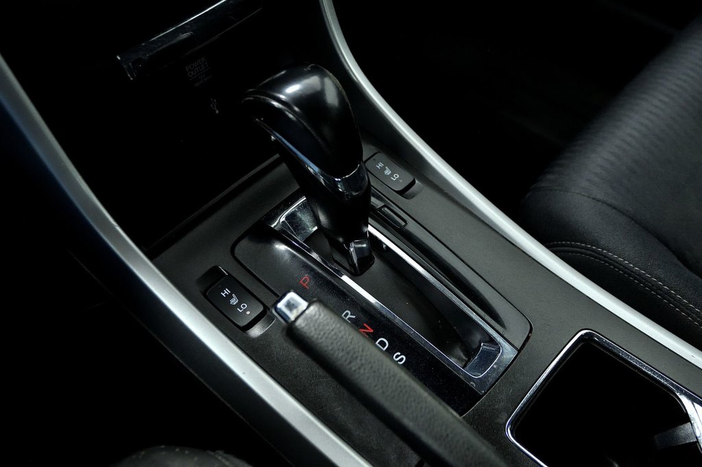 Honda Accord Sedan Sport 2014 à Sainte-Julie, Québec - 21 - w1024h768px