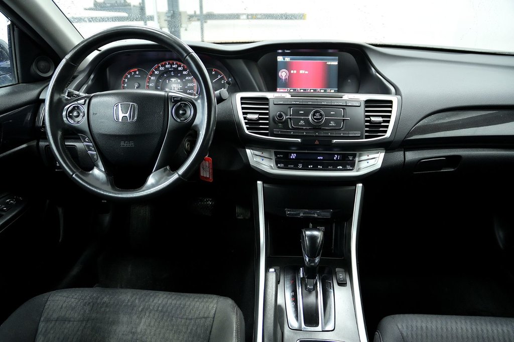 Honda Accord Sedan Sport 2014 à Sainte-Julie, Québec - 26 - w1024h768px