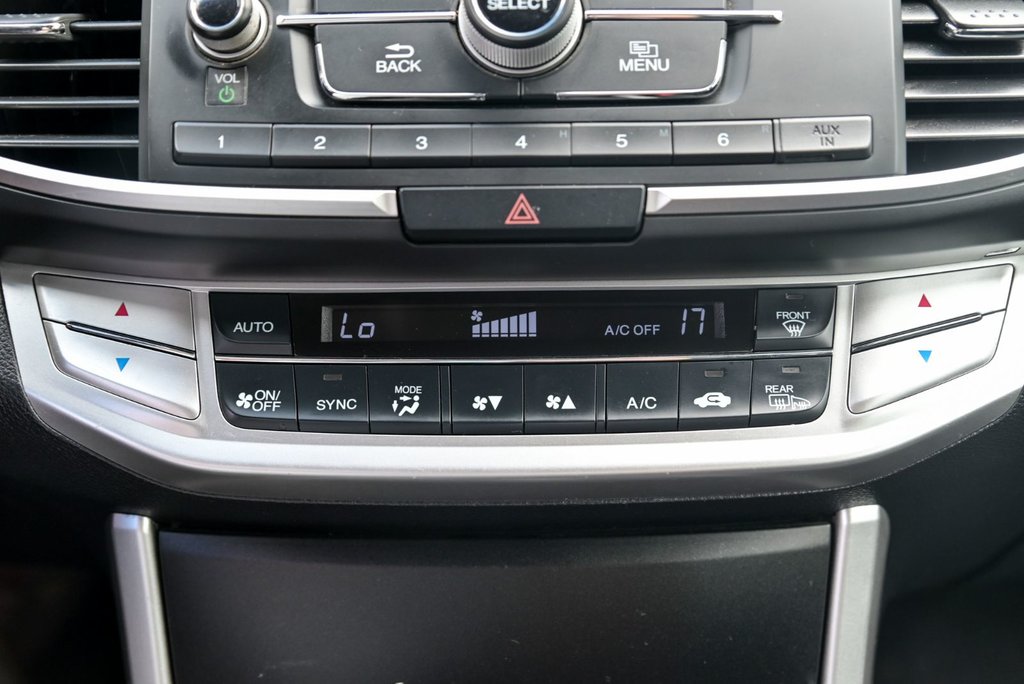 2014 Honda Accord Sedan Sport in Sainte-Julie, Quebec - 19 - w1024h768px