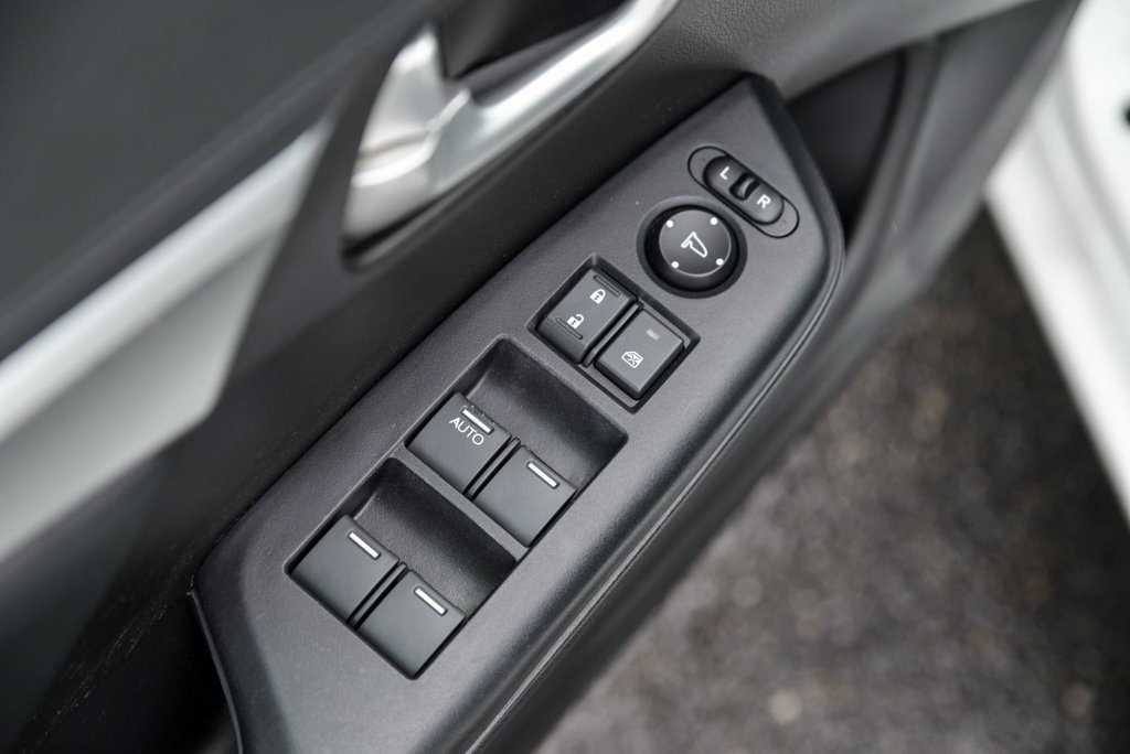 Honda Civic Sedan Touring, Cuir, Toit ouvrant, sièges Chauffants 2014 à Sainte-Julie, Québec - 9 - w1024h768px