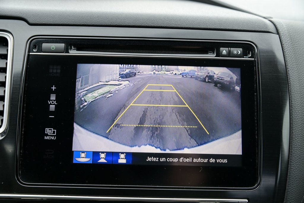 Honda Civic Sedan Touring, Cuir, Toit ouvrant, sièges Chauffants 2014 à Sainte-Julie, Québec - 21 - w1024h768px