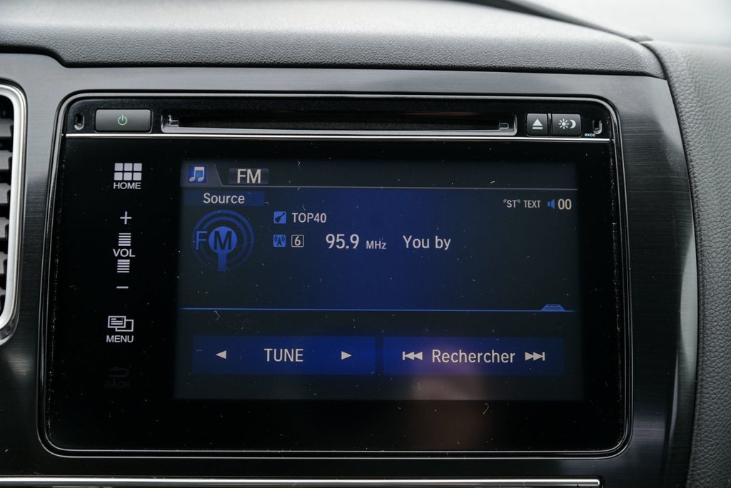 Honda Civic Sedan Touring, Cuir, Toit ouvrant, sièges Chauffants 2014 à Sainte-Julie, Québec - 20 - w1024h768px