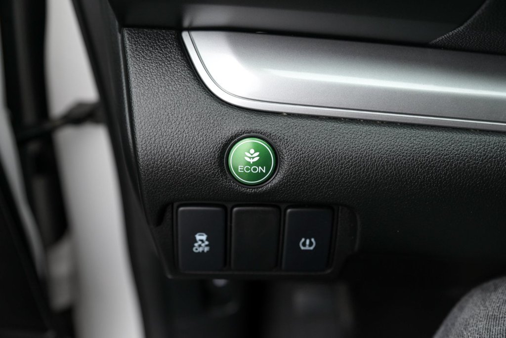 2015 Honda CR-V LX Sièges chauffants Caméra de recul in Sainte-Julie, Quebec - 11 - w1024h768px