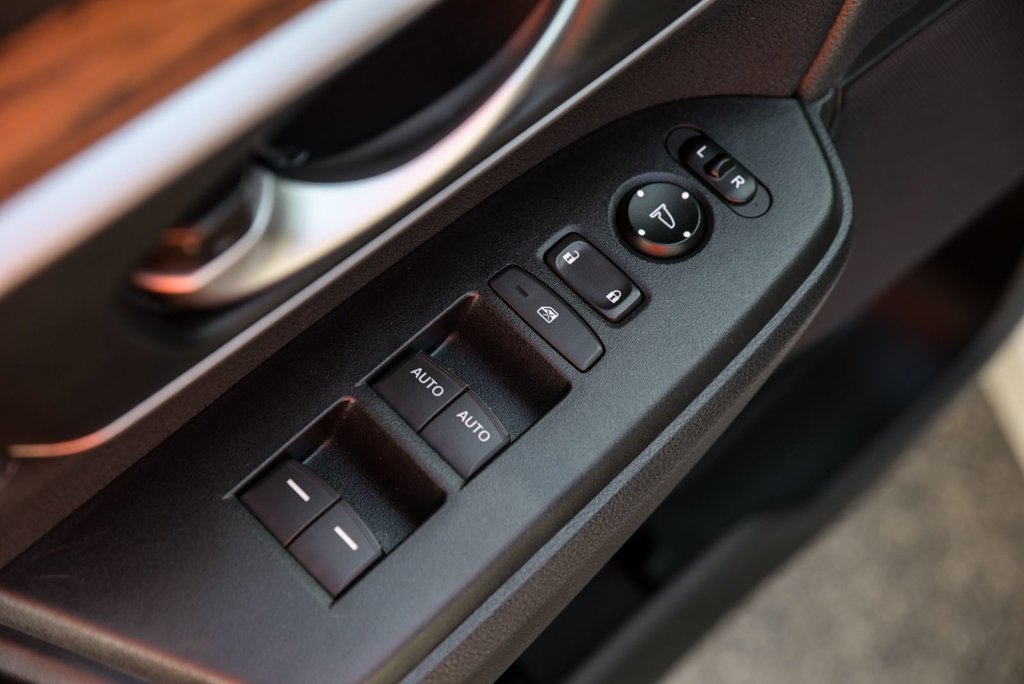 2017 Honda CR-V EX, Siéges Chaffants, Volant Chauffant, Toit in Sainte-Julie, Quebec - 9 - w1024h768px