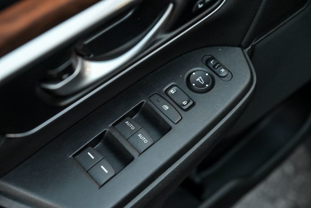 Honda CR-V EX-L, Toit, Sièges mémoires, Volant chauffant 2021 à Sainte-Julie, Québec - 8 - w1024h768px