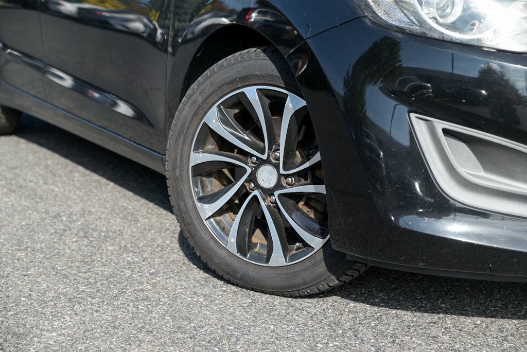 2014 Hyundai Elantra GT GL, Mag, Siéges Chauffants in Sainte-Julie, Quebec - 3 - w1024h768px