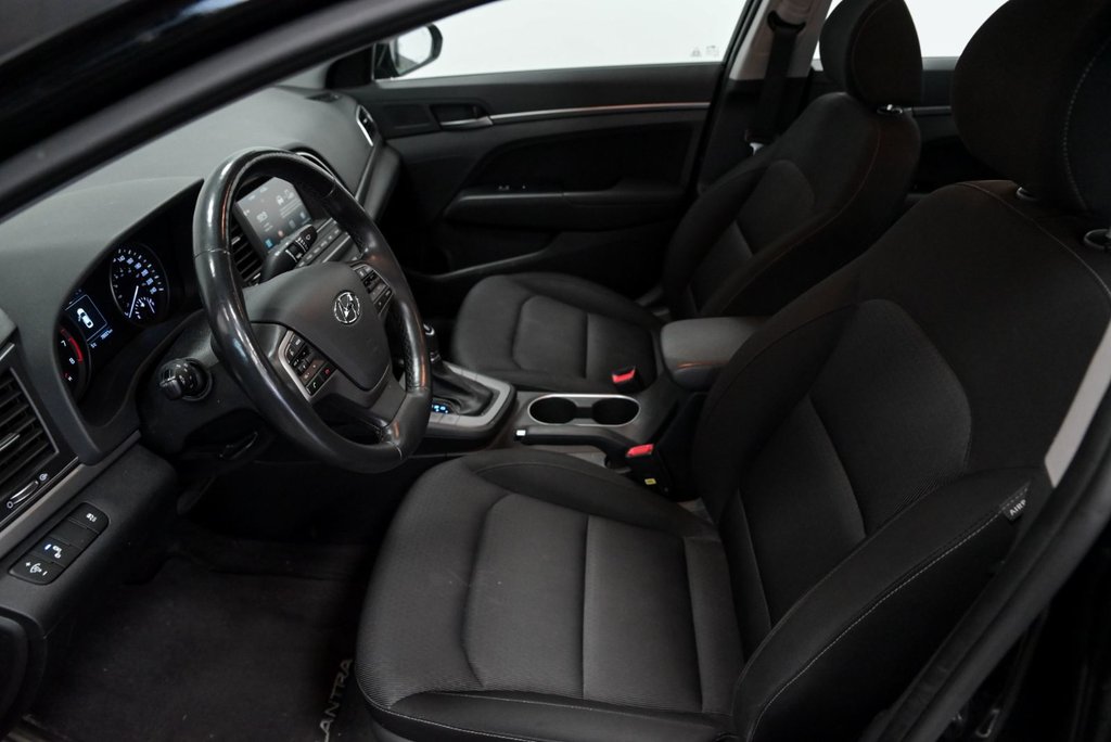 Hyundai Elantra GL, Volant Chauffant, Sièges Chauffants 2018 à Sainte-Julie, Québec - 7 - w1024h768px