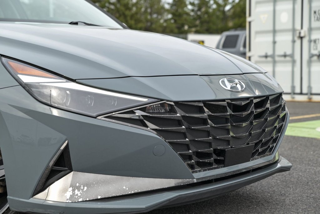Hyundai Elantra Ultimate, Carplay, Bancs Chauffants 2022 à Sainte-Julie, Québec - 2 - w1024h768px
