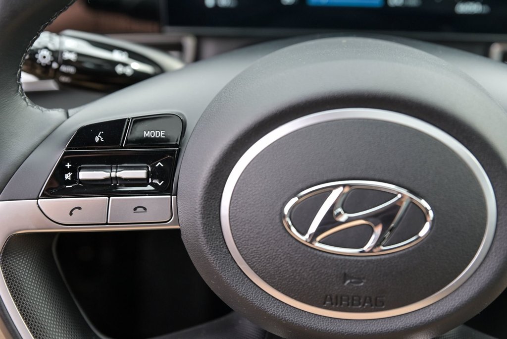 Hyundai Elantra Ultimate, Carplay, Bancs Chauffants 2022 à Sainte-Julie, Québec - 16 - w1024h768px
