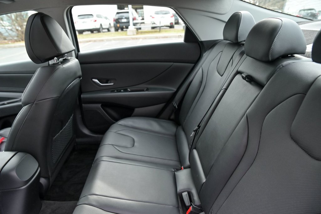 Hyundai Elantra Ultimate, Carplay, Bancs Chauffants 2022 à Sainte-Julie, Québec - 23 - w1024h768px