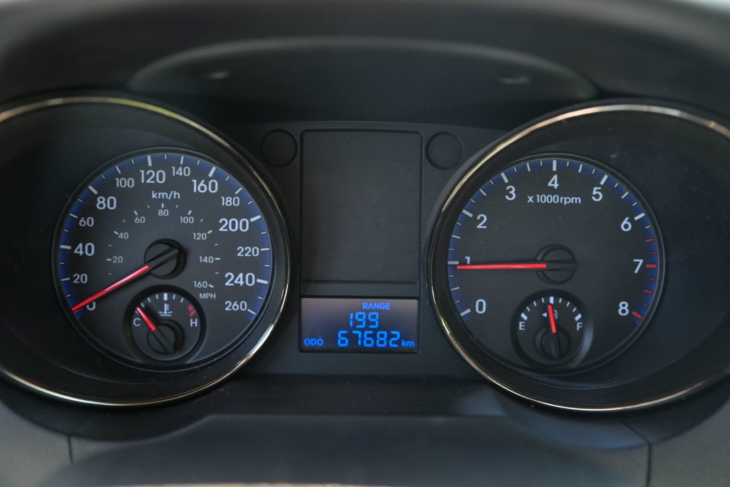 2011 Hyundai Genesis Coupe Premium in Sainte-Julie, Quebec - 13 - w1024h768px
