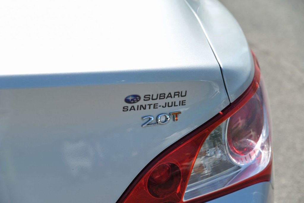 2011 Hyundai Genesis Coupe Premium in Sainte-Julie, Quebec - 8 - w1024h768px