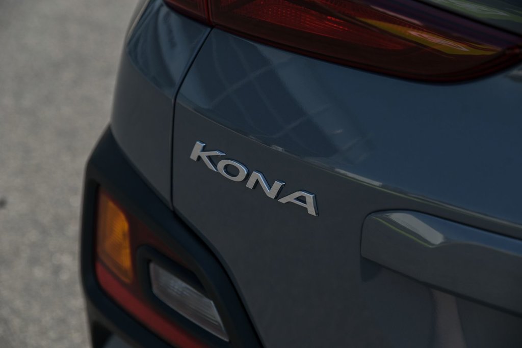 Kona Luxury AWD Cuir Toit Volant chauffant Carplay 2021 à Sainte-Julie, Québec - 7 - w1024h768px