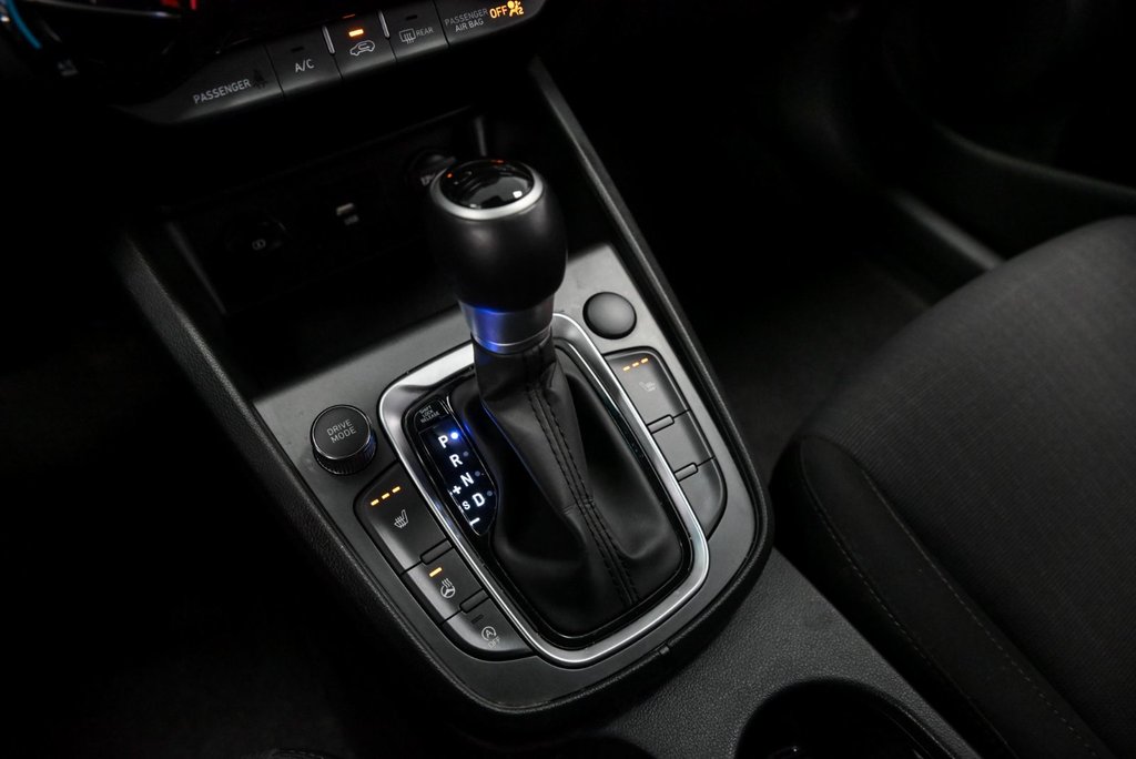 2022 Hyundai Kona Preferred, bancs chauffants, volant chauffant in Sainte-Julie, Quebec - 17 - w1024h768px