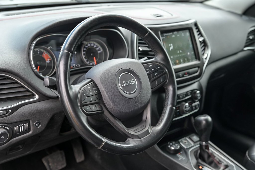 2019 Jeep Cherokee Trailhawk, Bancs chauffants et en cuir in Sainte-Julie, Quebec - 12 - w1024h768px