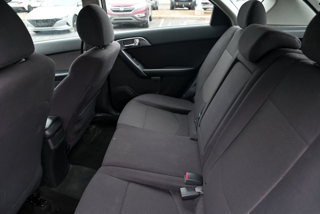 2013 Kia Forte 5-Door EX, Bancs chauffants in Sainte-Julie, Quebec - 20 - w1024h768px