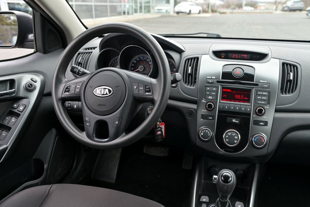 2013 Kia Forte 5-Door EX, Bancs chauffants in Sainte-Julie, Quebec - 21 - w1024h768px