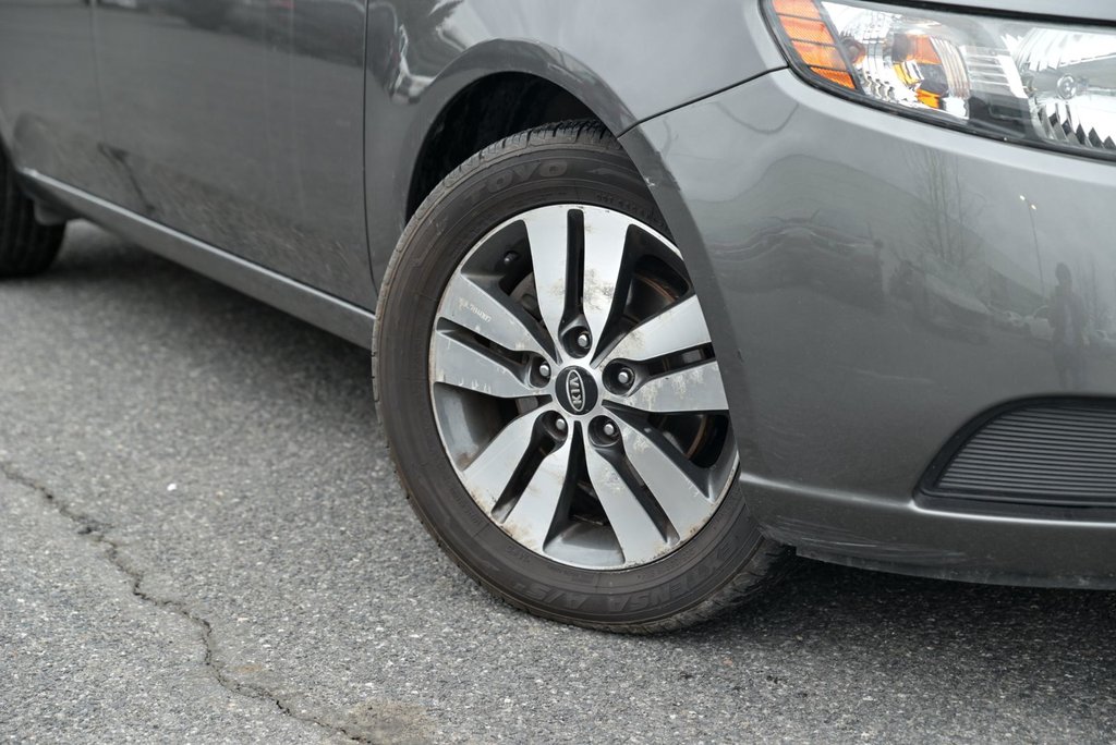 2013 Kia Forte 5-Door EX, Bancs chauffants in Sainte-Julie, Quebec - 3 - w1024h768px
