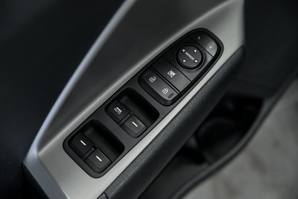 2019 Kia Niro L,Bancs Chauffants in Sainte-Julie, Quebec - 8 - w1024h768px