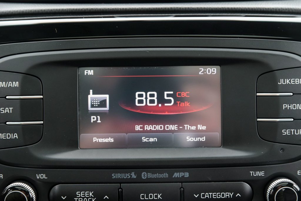 Kia Soul SX, Cuire, toit ouvrant/Pano, volant chaffant 2016 à Sainte-Julie, Québec - 18 - w1024h768px