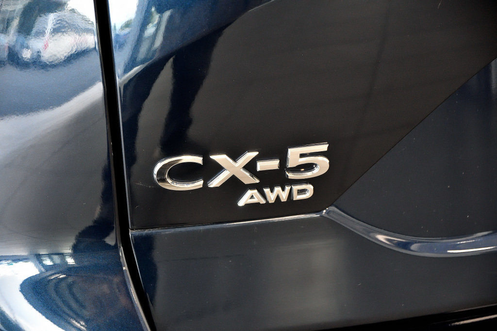 2021  CX-5 GX AWD Sièges chauffants Bluetooth Mags in Sainte-Julie, Quebec - 8 - w1024h768px