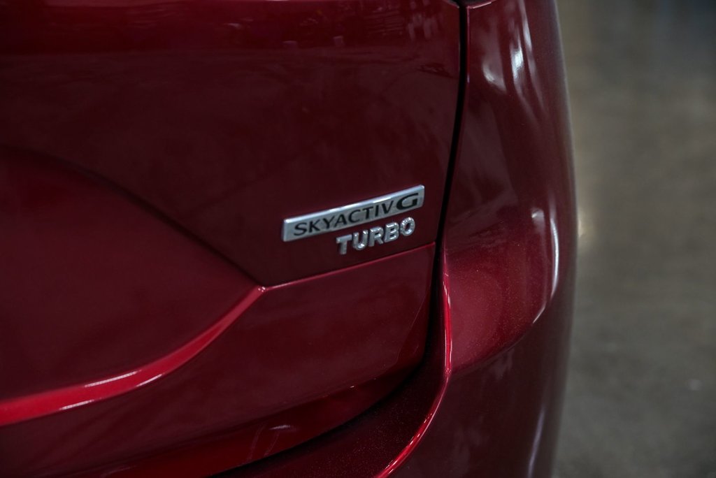 2022 Mazda CX-5 Signature. bancs chauffants, Carplay in Sainte-Julie, Quebec - 8 - w1024h768px