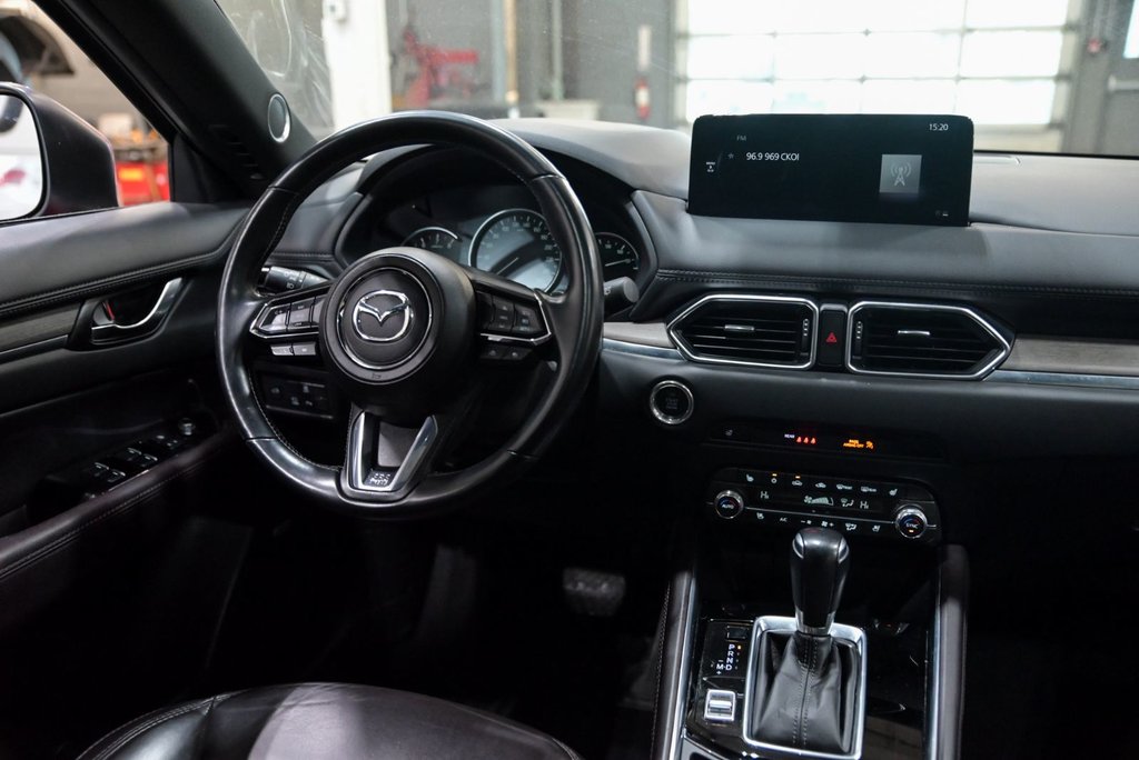 2022 Mazda CX-5 Signature. bancs chauffants, Carplay in Sainte-Julie, Quebec - 26 - w1024h768px