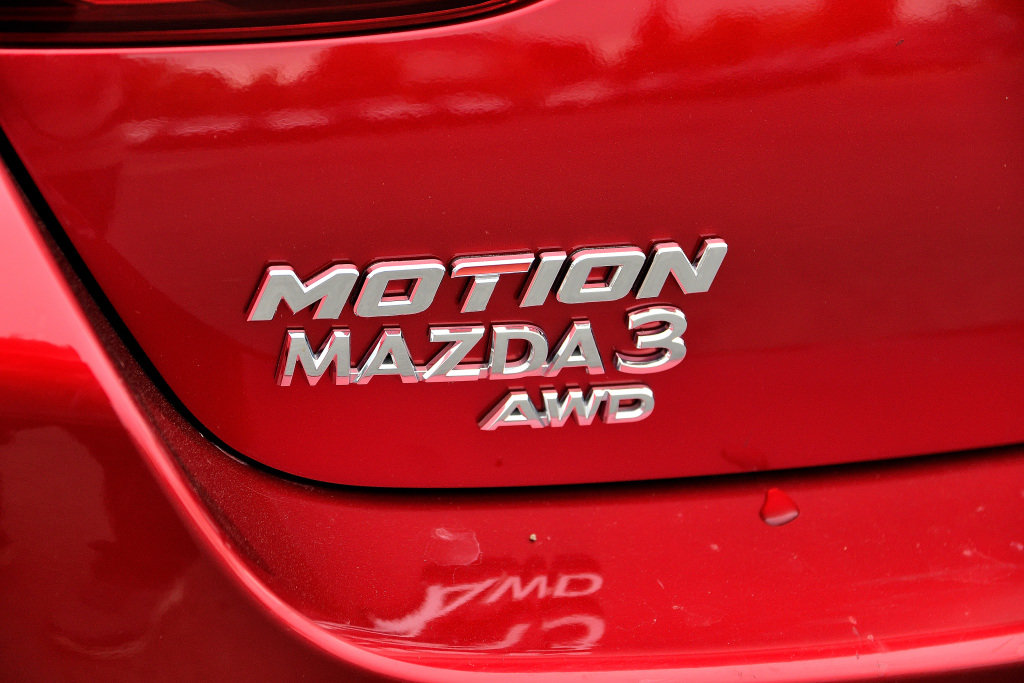 2021 Mazda 3 GT 2.5L AWD Cuir Toit Navi Bose in Sainte-Julie, Quebec - 9 - w1024h768px