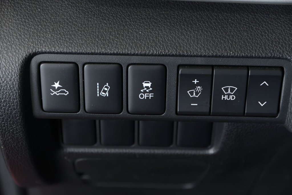 2023 Mitsubishi ECLIPSE CROSS SEL AWD Affichage tête haute Volant chauffant in Sainte-Julie, Quebec - 16 - w1024h768px