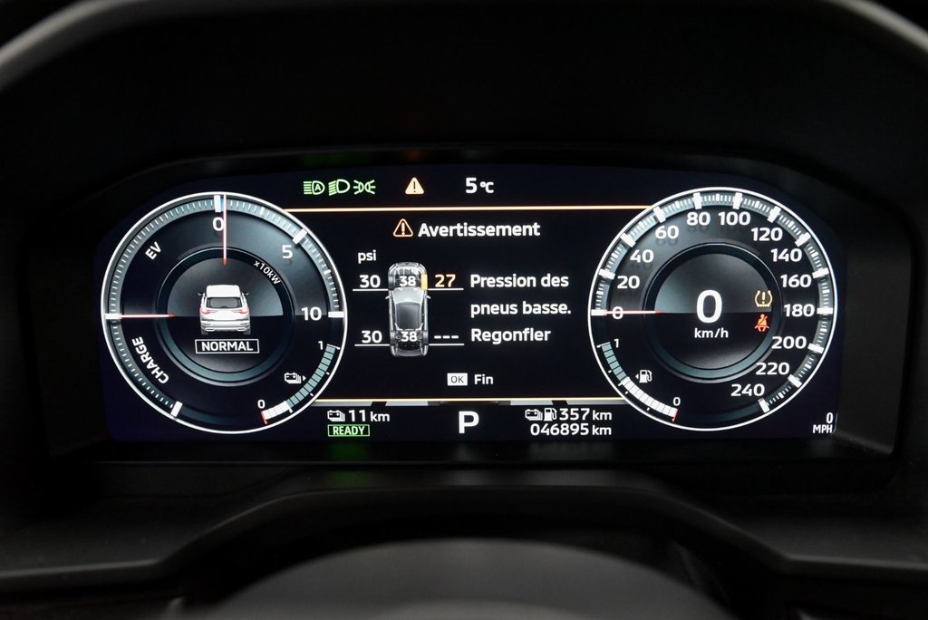 Mitsubishi Outlander PHEV ES, Sièges Chauffants,plug-in, Carplay, Hybrid 2023 à Sainte-Julie, Québec - 12 - w1024h768px