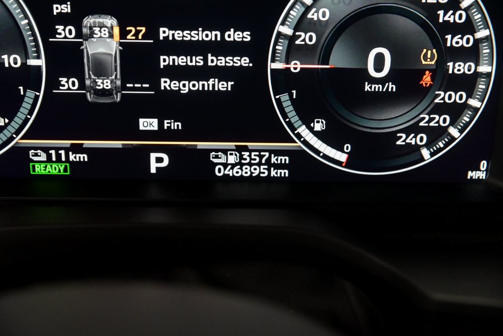 Mitsubishi Outlander PHEV ES, Sièges Chauffants,plug-in, Carplay, Hybrid 2023 à Sainte-Julie, Québec - 13 - w1024h768px