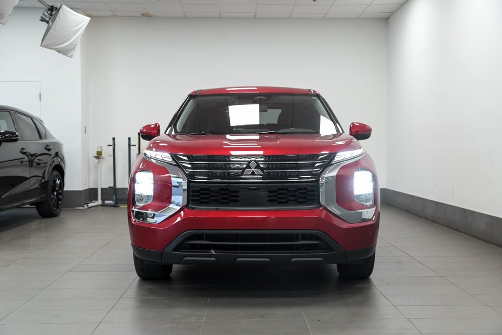 Mitsubishi Outlander PHEV ES, Sièges Chauffants,plug-in, Carplay, Hybrid 2023 à Sainte-Julie, Québec - 4 - w1024h768px