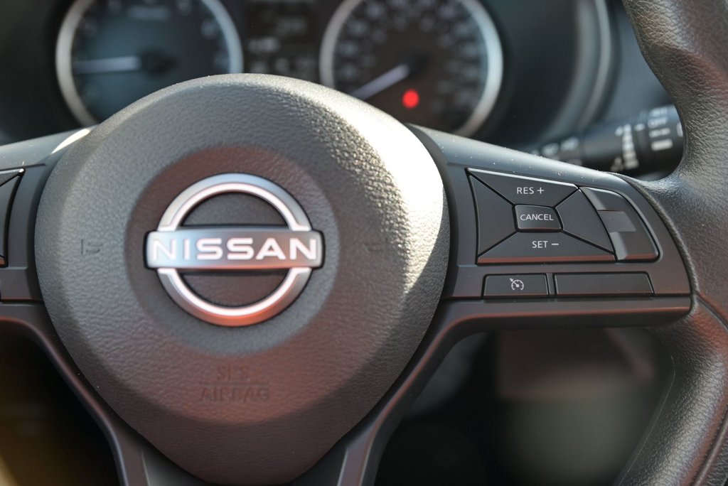 Nissan Kicks Play S,Carplay, Bancs Chauffants 2025 à Sainte-Julie, Québec - 11 - w1024h768px