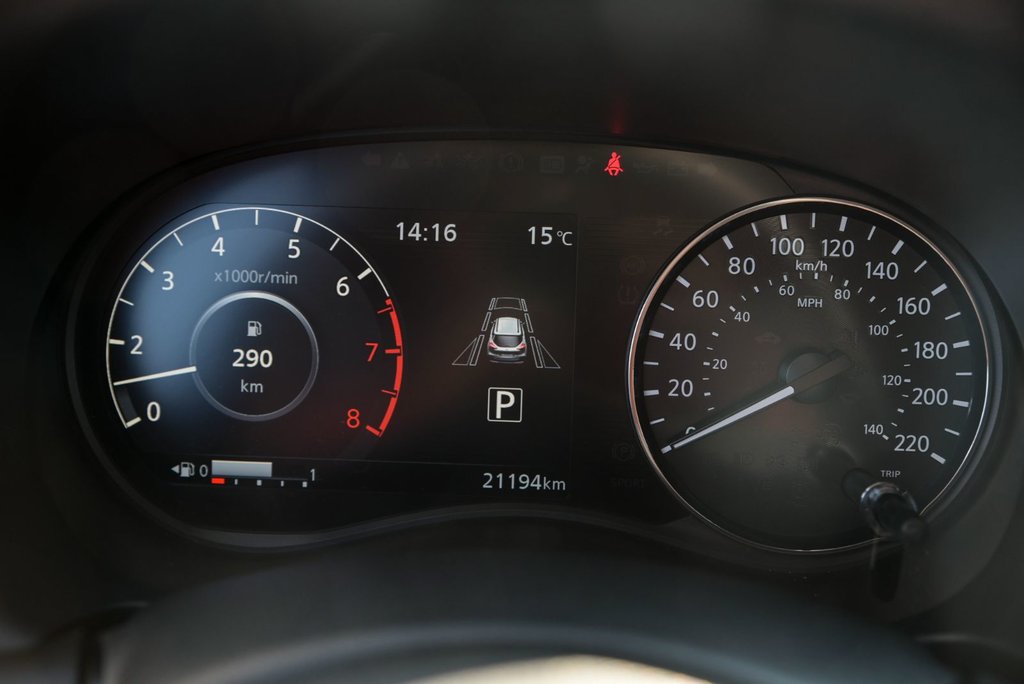 Nissan Kicks SV Carplay Volant chauffant Bluetooth 2024 à Sainte-Julie, Québec - 13 - w1024h768px