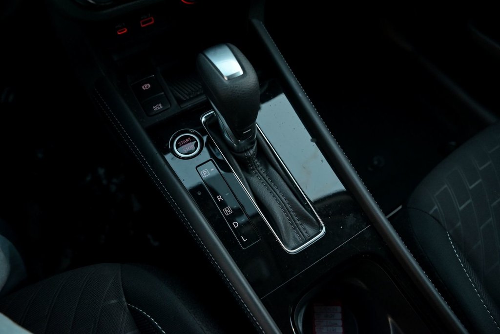 2024 Nissan Kicks SV Carplay Volant chauffant Bluetooth in Sainte-Julie, Quebec - 18 - w1024h768px
