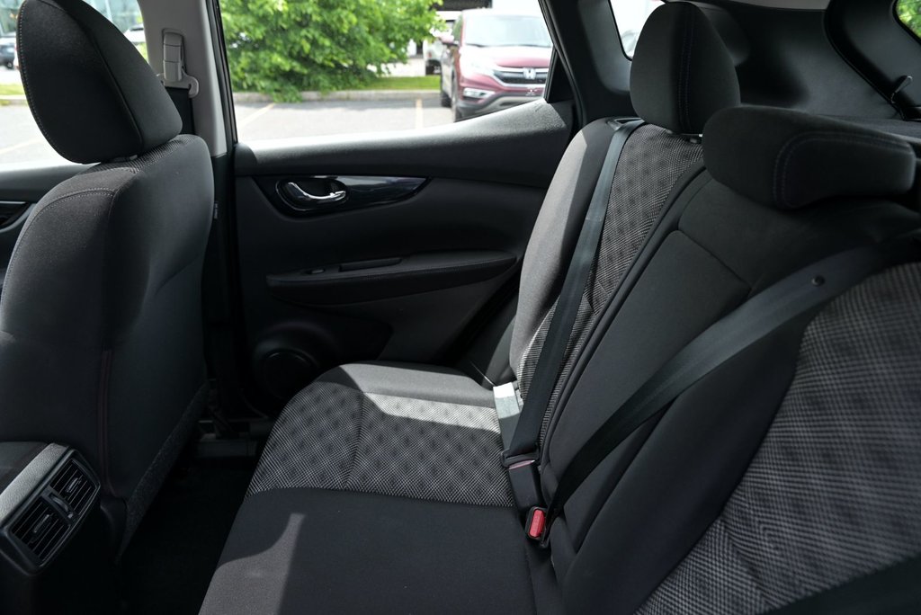 2019 Nissan Qashqai SV AWD, BANCS CHAUFFANTS in Sainte-Julie, Quebec - 22 - w1024h768px