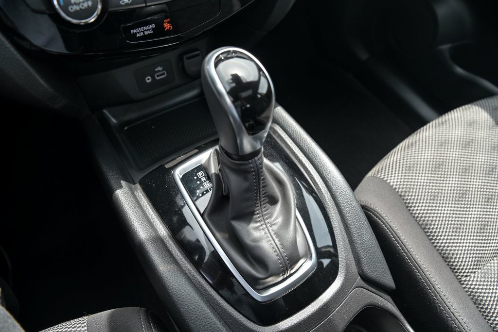 2019 Nissan Qashqai SV AWD, BANCS CHAUFFANTS in Sainte-Julie, Quebec - 20 - w1024h768px