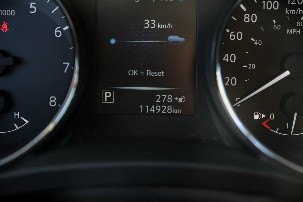 2017 Nissan Rogue S AWD, Siéges Chaffants, Mode Sport in Sainte-Julie, Quebec - 11 - w1024h768px
