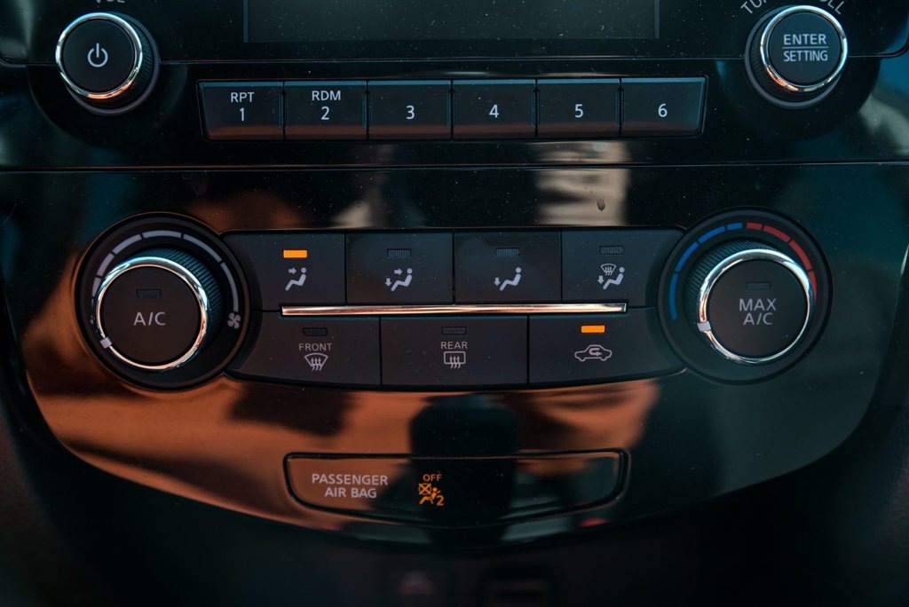 2017 Nissan Rogue S AWD, Siéges Chaffants, Mode Sport in Sainte-Julie, Quebec - 16 - w1024h768px