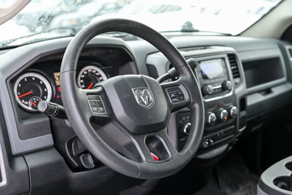 2015 Ram 1500 ST in Sainte-Julie, Quebec - 11 - w1024h768px
