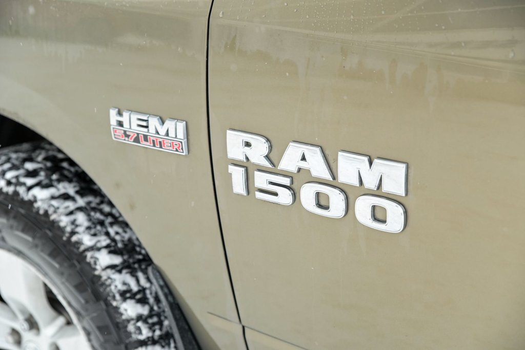 2015 Ram 1500 ST in Sainte-Julie, Quebec - 8 - w1024h768px