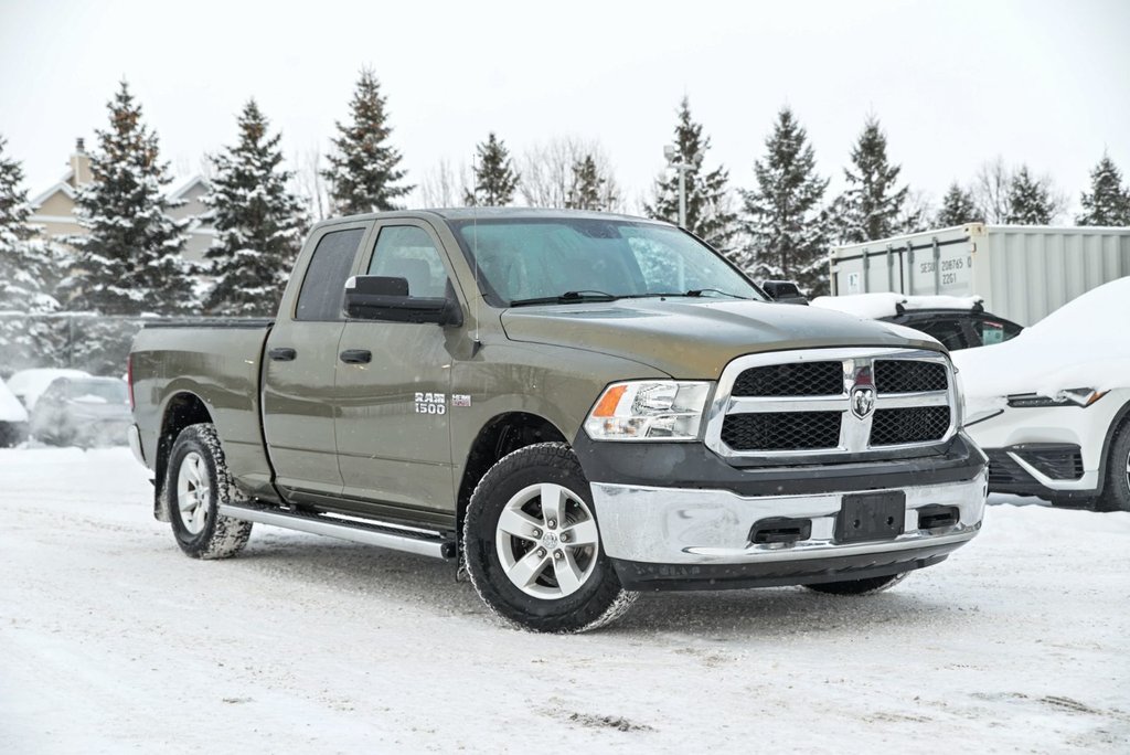 2015 Ram 1500 ST in Sainte-Julie, Quebec - 1 - w1024h768px