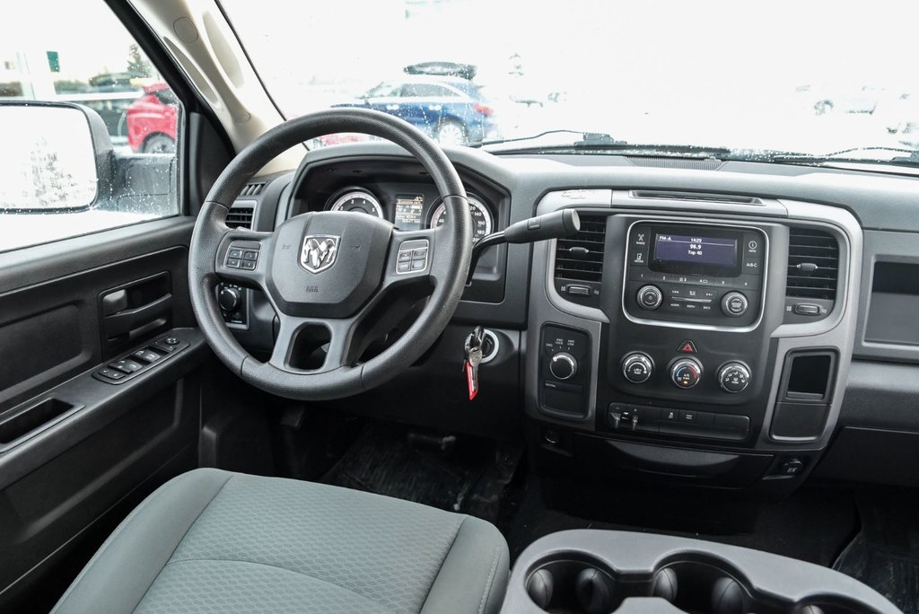 2015 Ram 1500 ST in Sainte-Julie, Quebec - 21 - w1024h768px