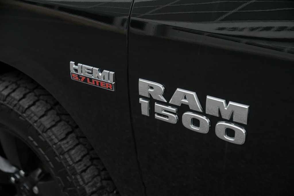 2017 Ram 1500 Express 4X4 5.7L Hitch 2 pouces in Sainte-Julie, Quebec - 8 - w1024h768px