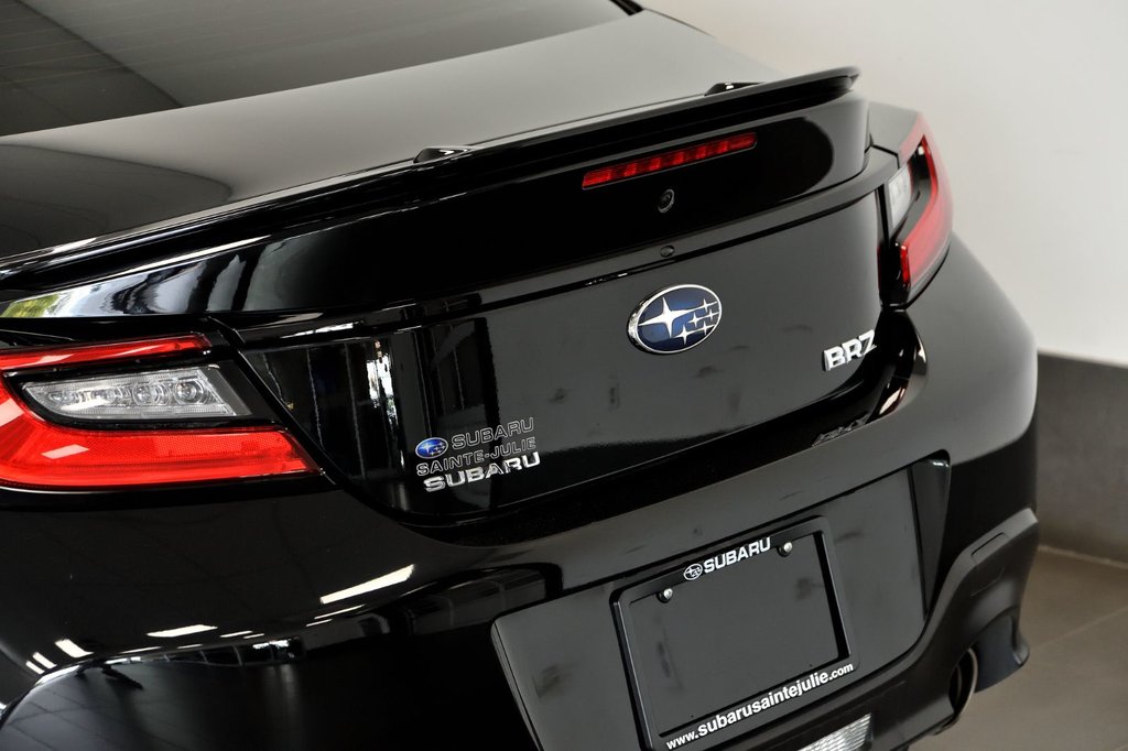 Subaru BRZ Sport-tech Manuelle Carplay Ultra Suede Mags 2023 à Sainte-Julie, Québec - 8 - w1024h768px
