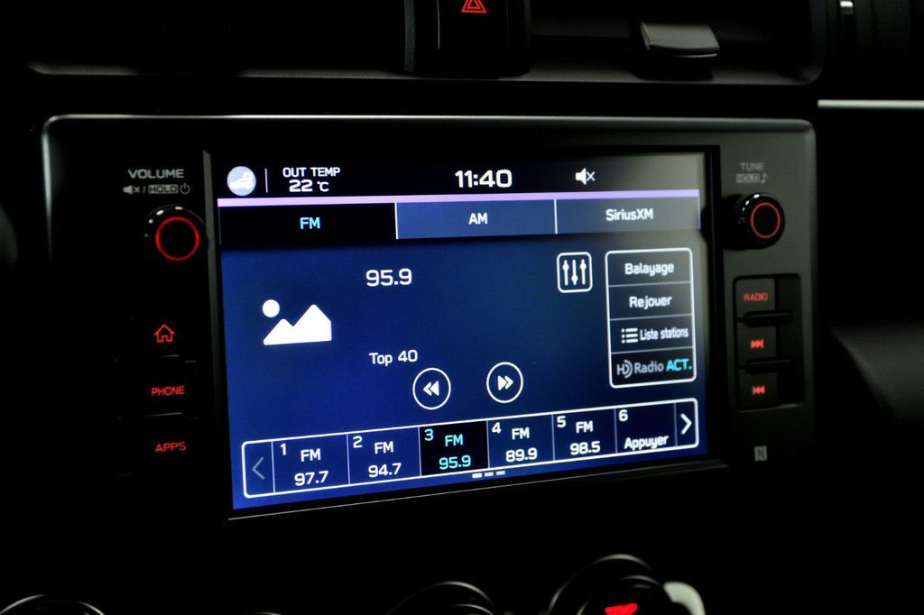 Subaru BRZ Sport-tech Manuelle Carplay Ultra Suede Mags 2023 à Sainte-Julie, Québec - 15 - w1024h768px