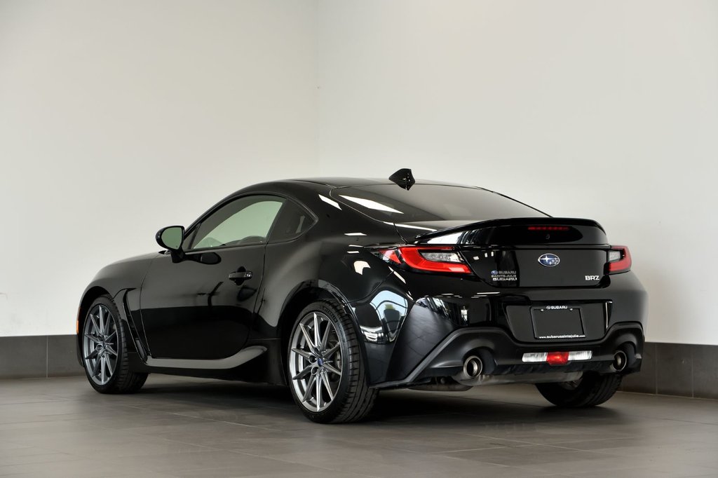 Subaru BRZ Sport-tech Manuelle Carplay Ultra Suede Mags 2023 à Sainte-Julie, Québec - 7 - w1024h768px