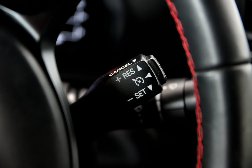 Subaru BRZ Sport-tech Manuelle Carplay Ultra Suede Mags 2023 à Sainte-Julie, Québec - 26 - w1024h768px