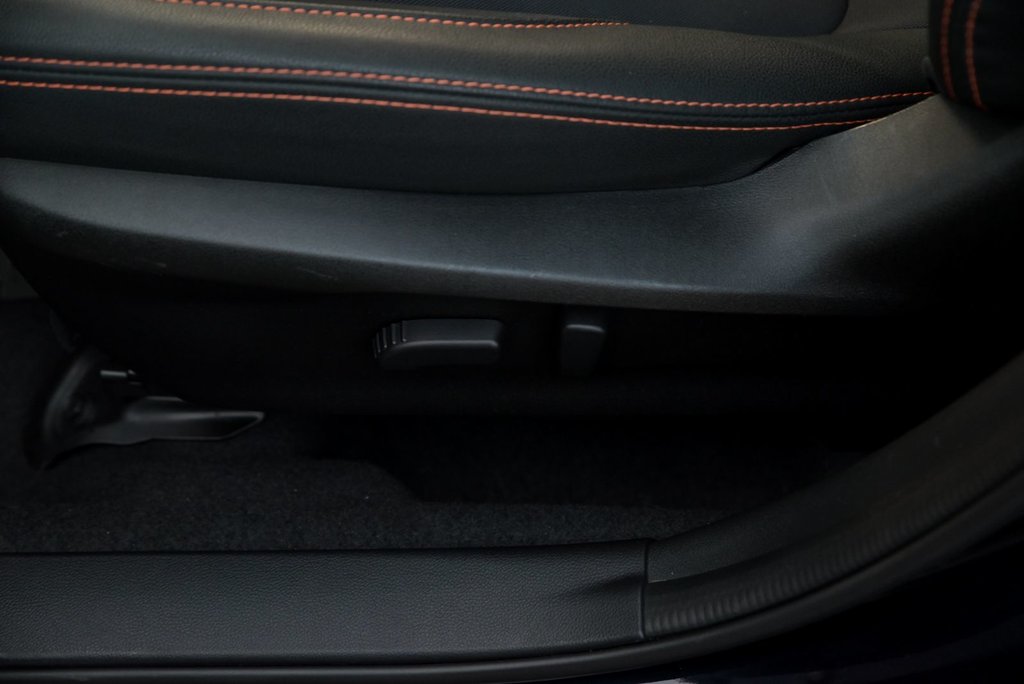 Subaru Crosstrek Sport Carplay Toit ouvrant Volant chauffant 2023 à Sainte-Julie, Québec - 11 - w1024h768px