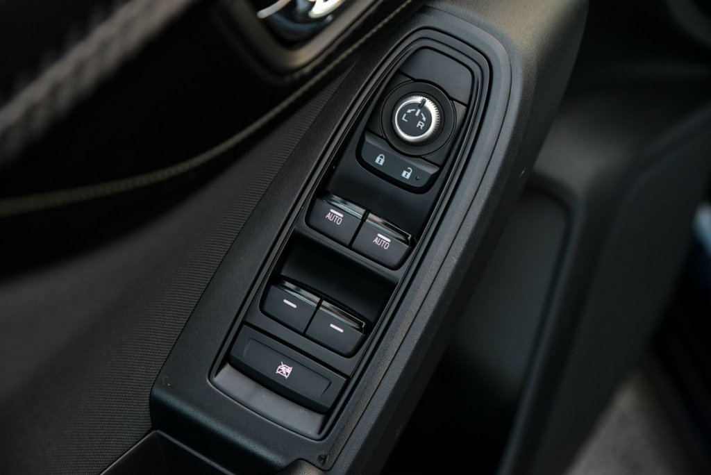 Subaru Crosstrek Sport Carplay Toit ouvrant Volant chauffant 2023 à Sainte-Julie, Québec - 9 - w1024h768px